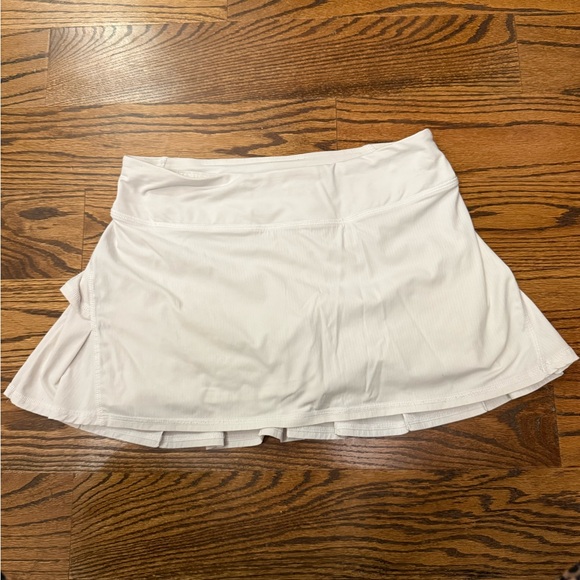 lululemon athletica Dresses & Skirts - Lululemon white skirt